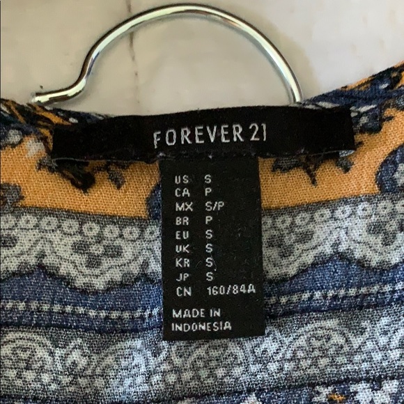 Kimono - Picture 2 of 2